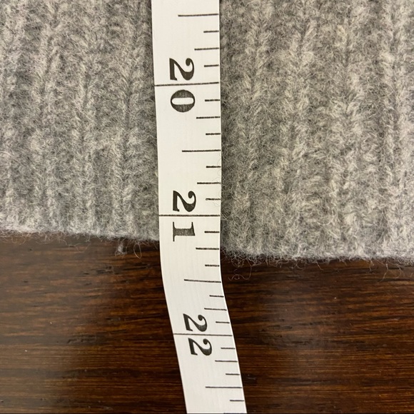 JCrew Llama with Rhinestones 100% Wool Sweater. Size Small. - Picture 10 of 10